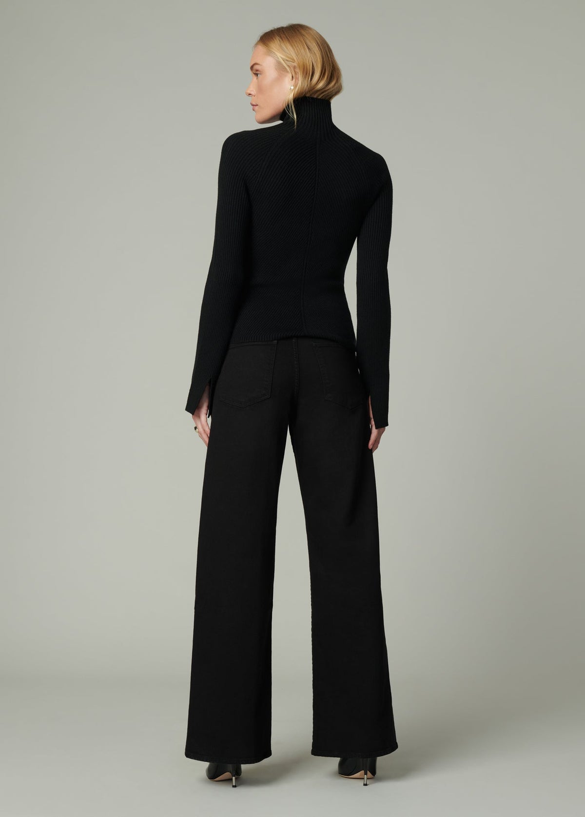 Joe's Jeans Women THE PALMER TURTLENECK Black