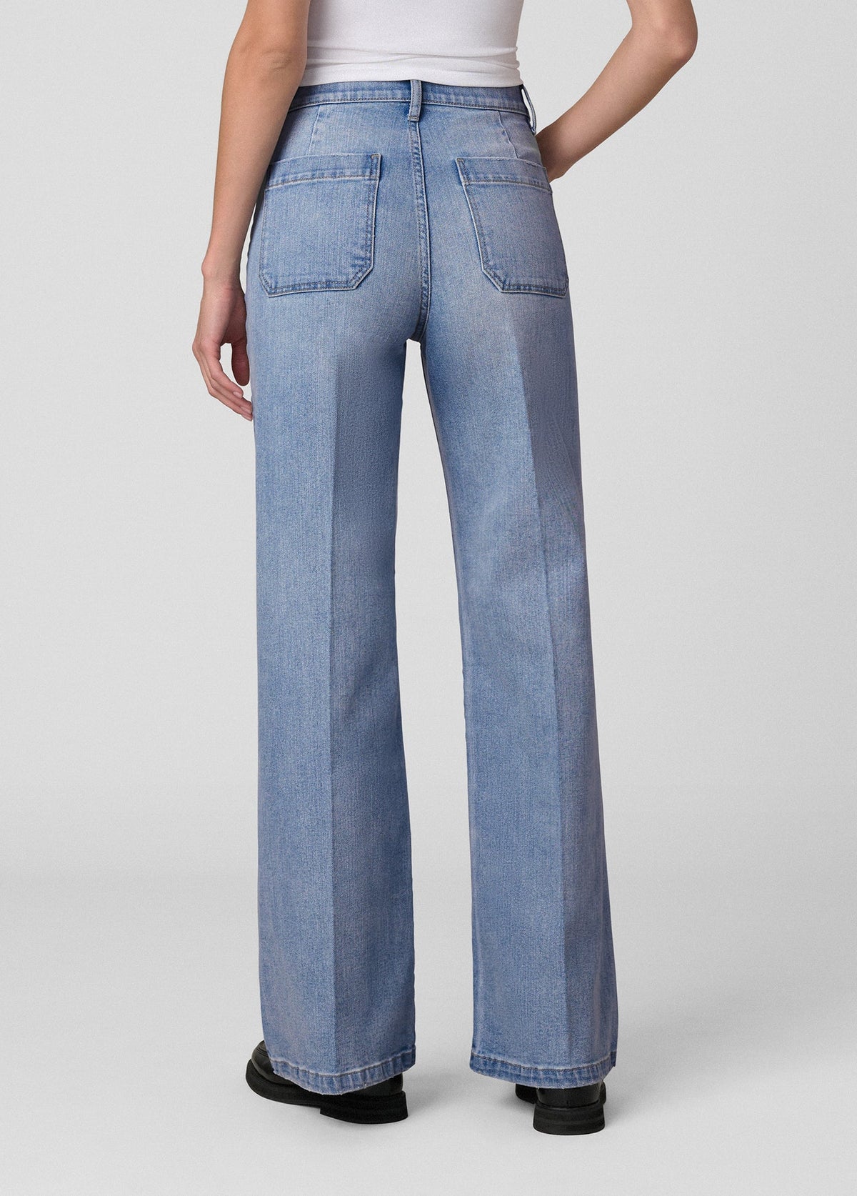 Joe's Jeans Women THE MIA PATCH POCKET Amiable