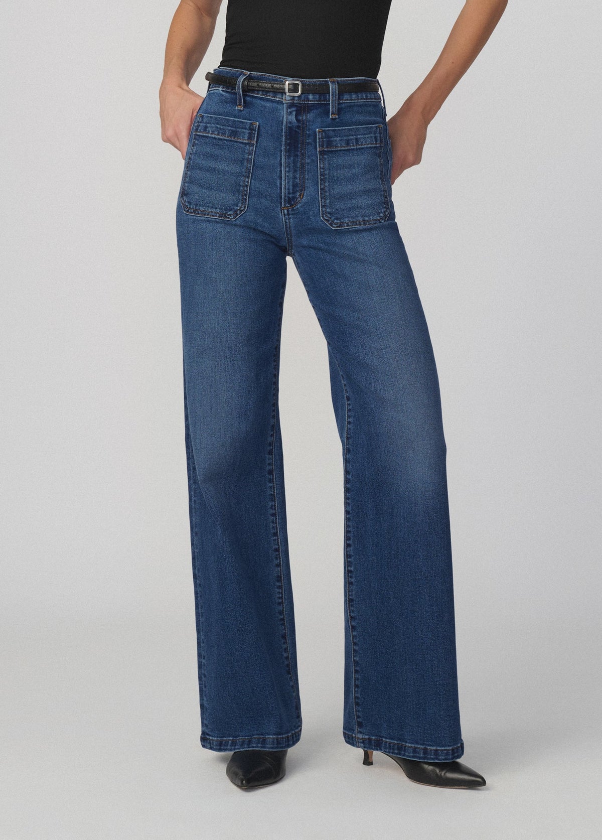Joe's Jeans Women THE MIA PATCH POCKET Endearing