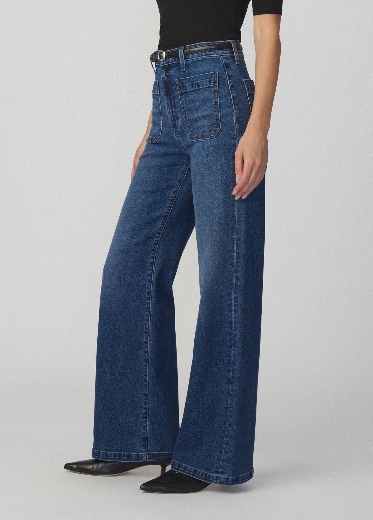 Joe's Jeans Women THE MIA PATCH POCKET Endearing