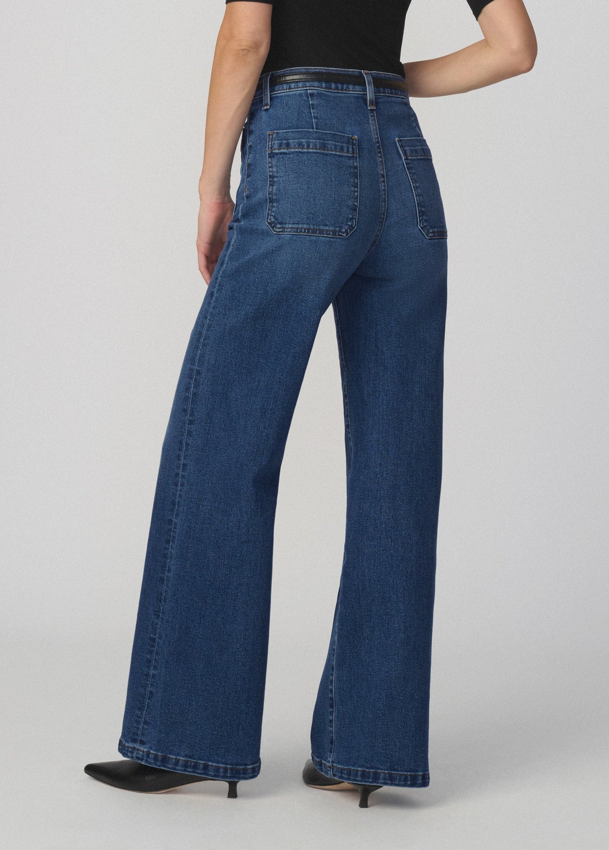 Joe's Jeans Women THE MIA PATCH POCKET Endearing