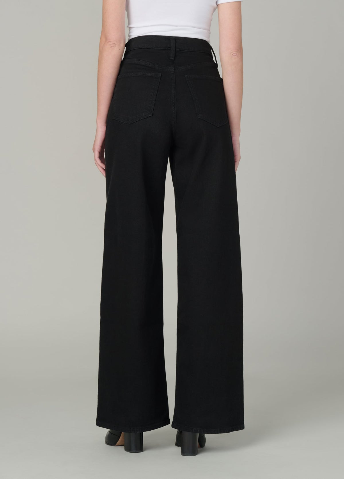 Joe's Jeans Women THE MIA PETITE Black