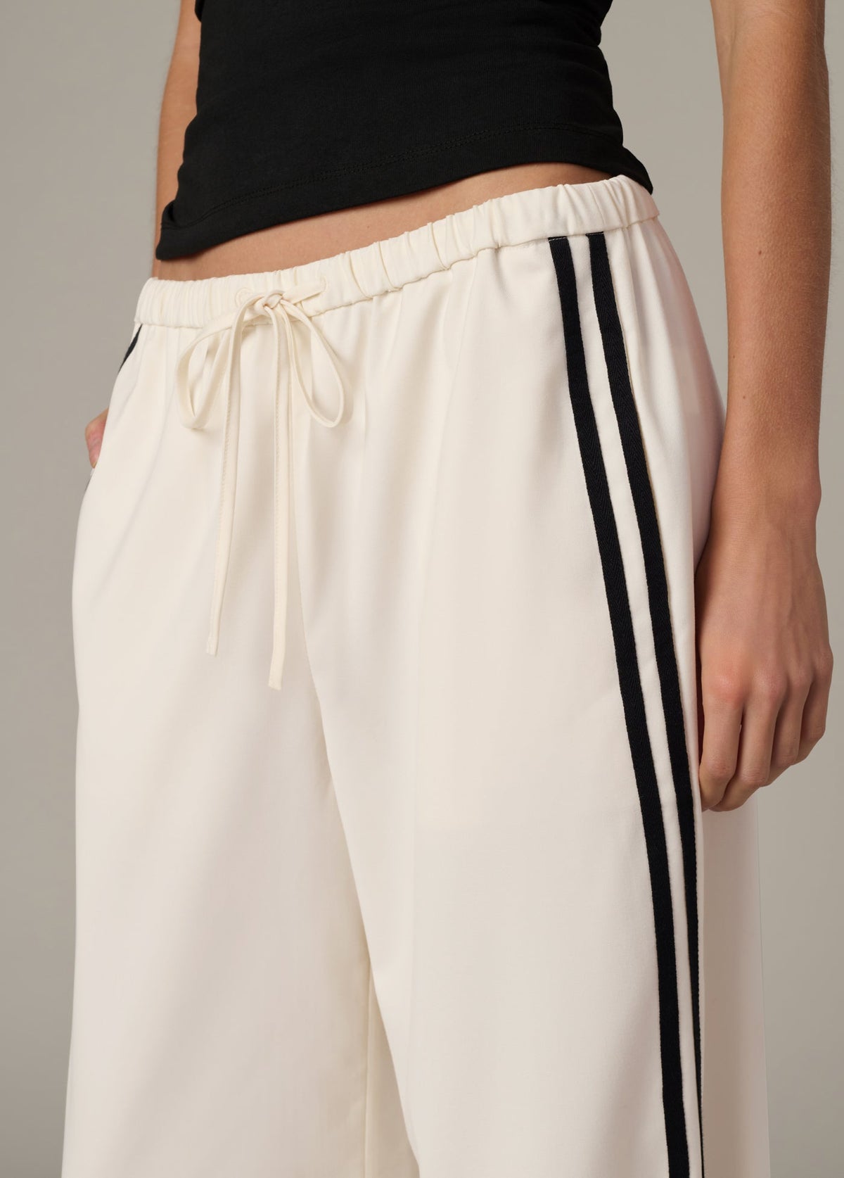 Joe's Jeans Women|Sale THE TINA TRACK PANT Ecru