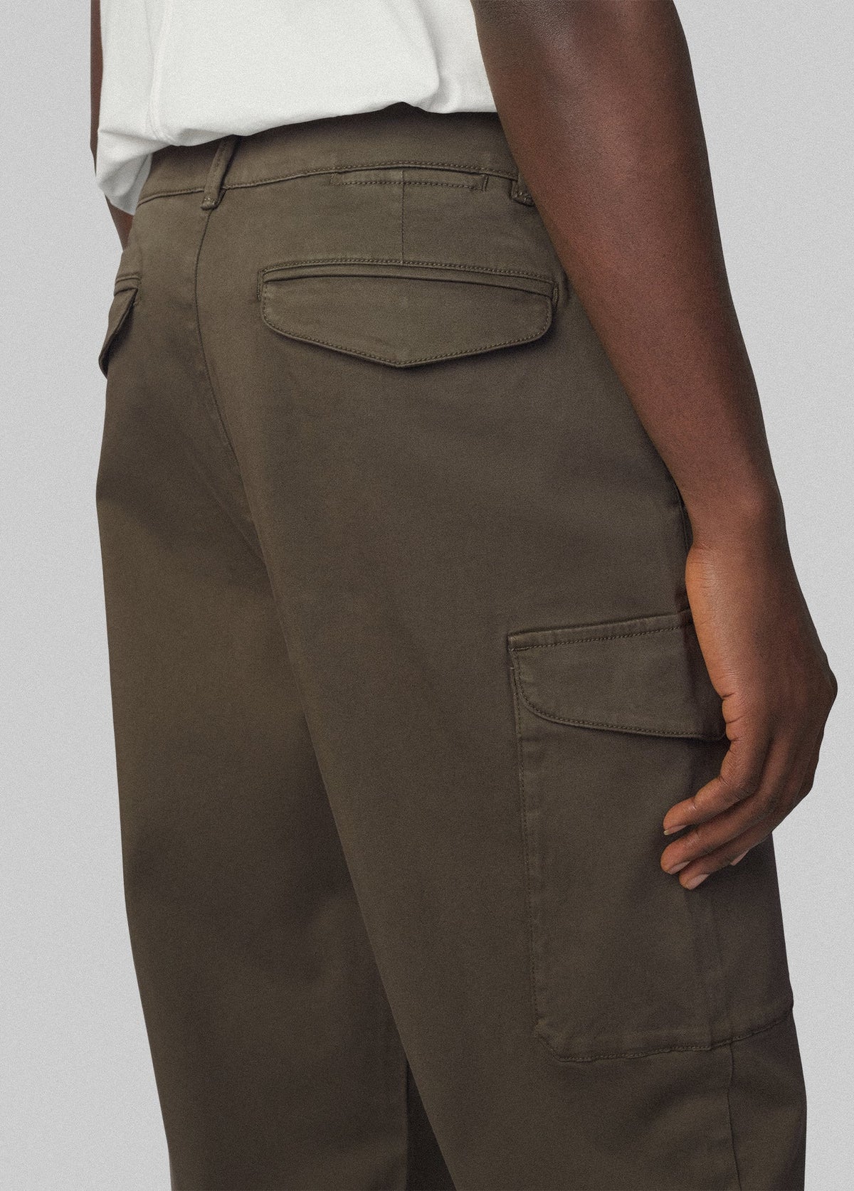 Joe's Jeans Men CHAD CHINO Tea Leaf