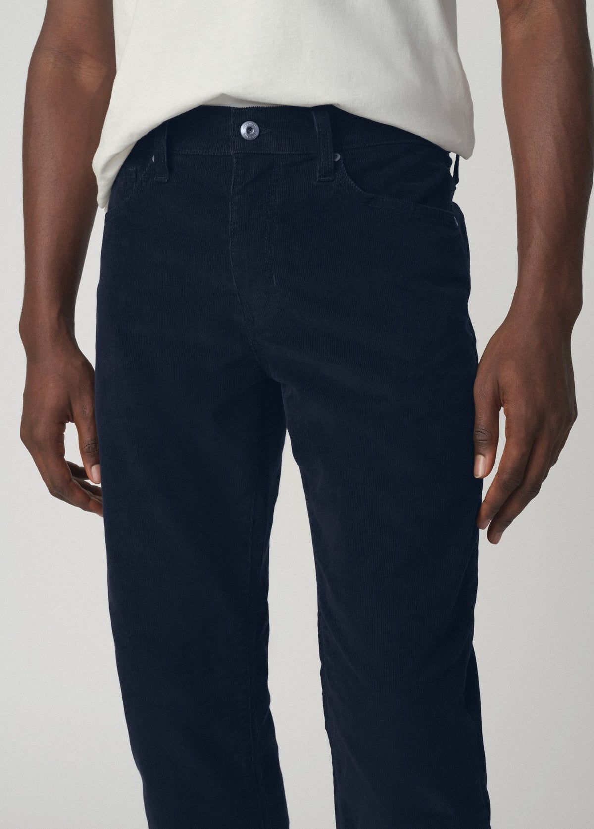 Joe's Jeans Men THE CLASSIC CORDUROY 32'' Peacoat