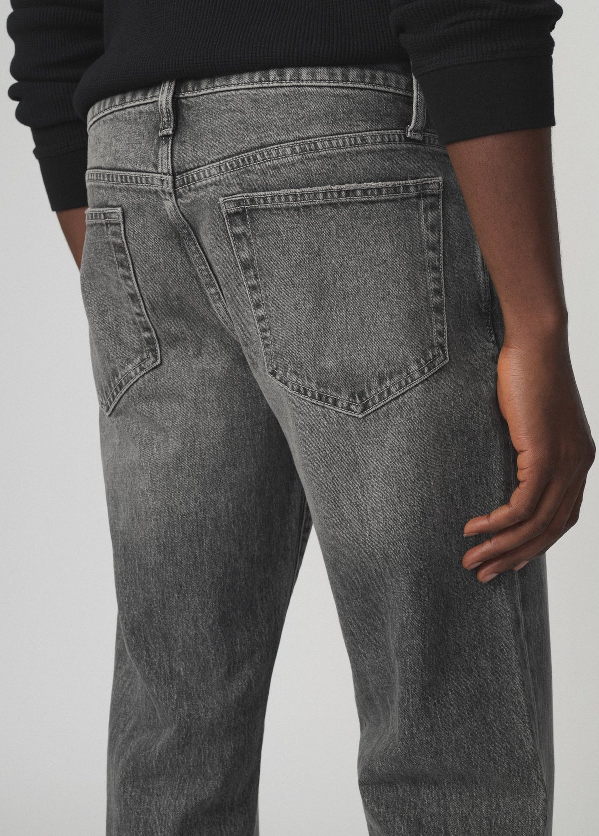 Joe's Jeans Men THE CLASSIC 32" Axel