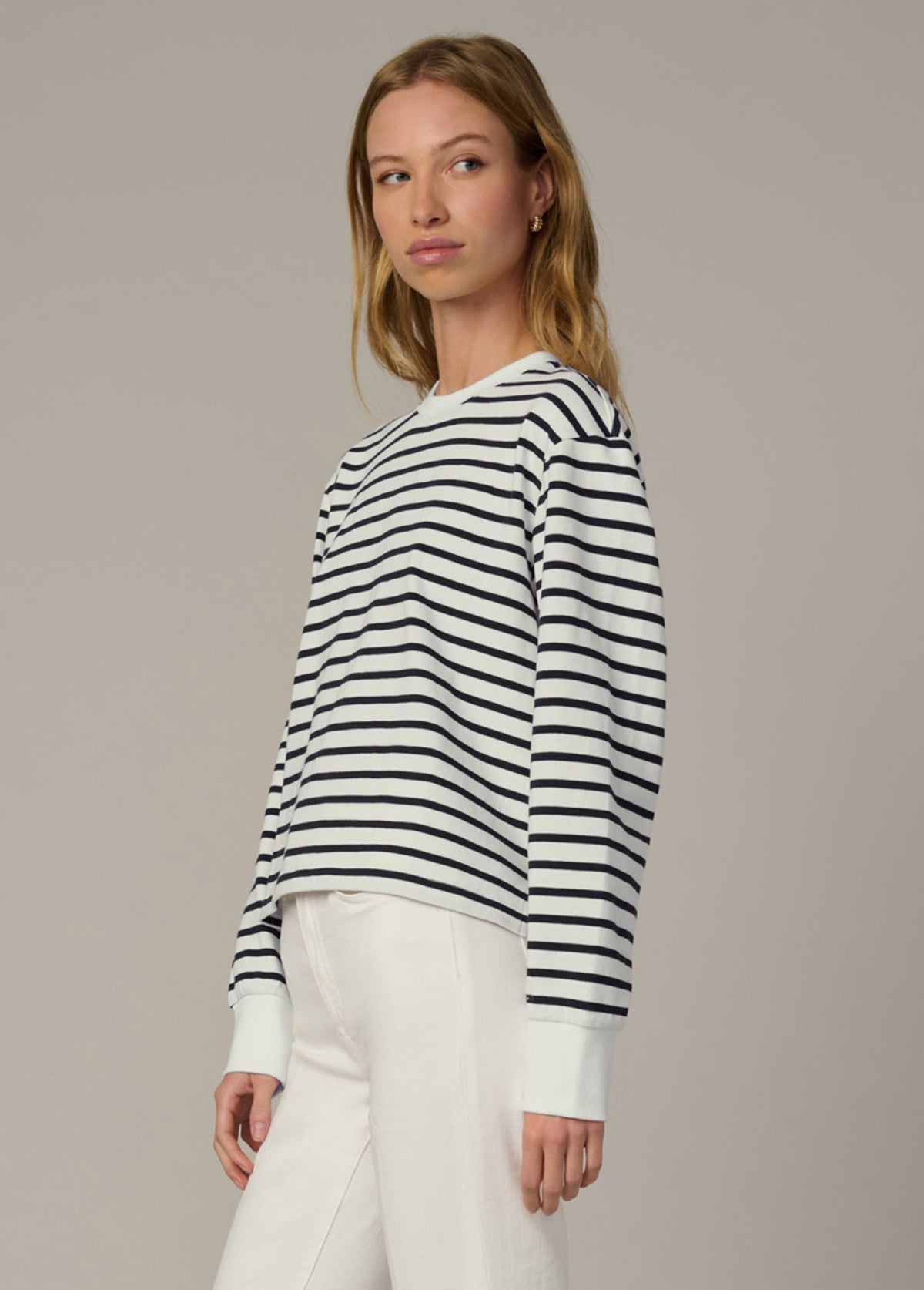 Joe's Jeans Sale THE LONG SLEEVE EASY TEE Milk Navy Stripe