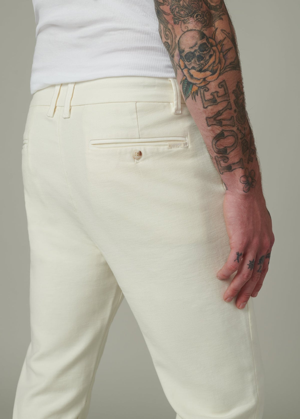 Joe's Jeans Sale THE AIRSOFT CHINO Chalk